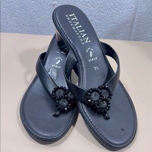 Italian Shoemakers Women's Black Sandals​​​